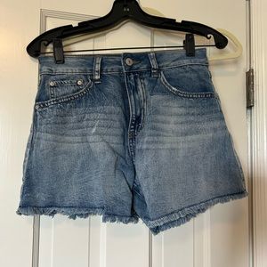 Rewash blue jean distressed shorts